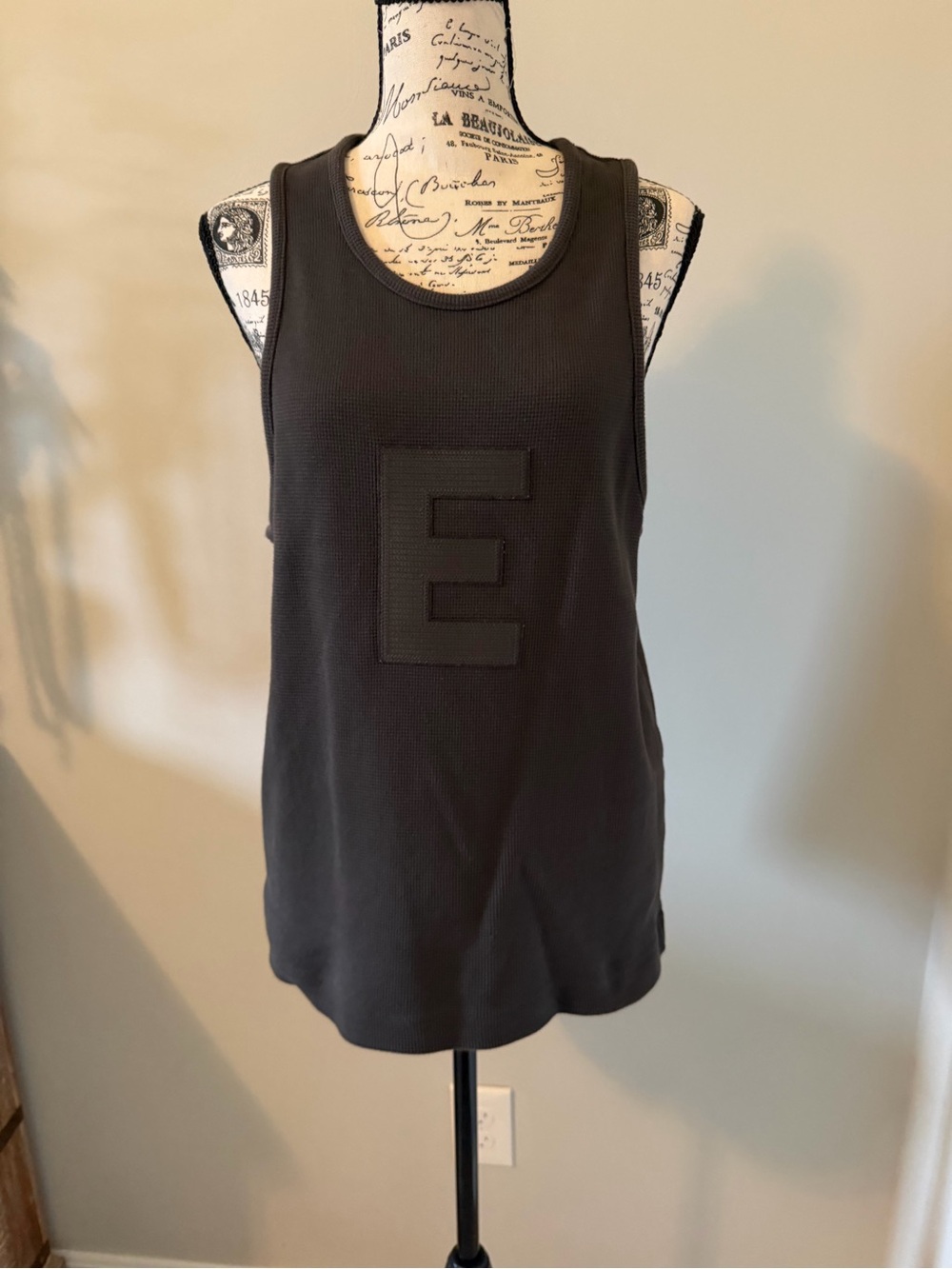 Free of God Essentials Women’s Charcoal Gray Sleeveless Tank Top size M